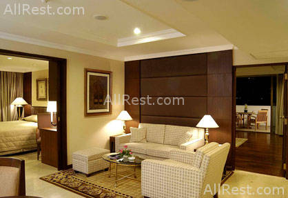 President Solitaire Apartments 6